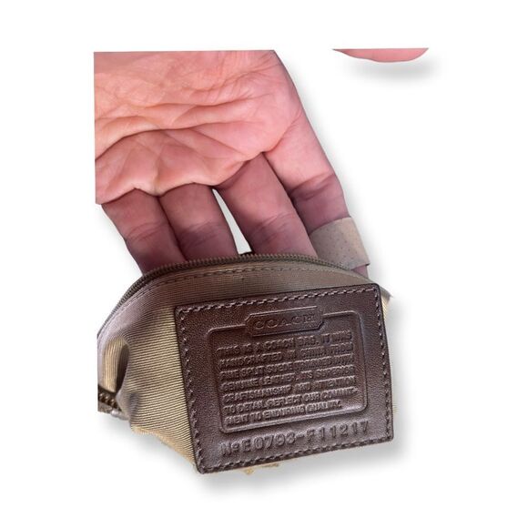 Coach - Suede and leather multi-color purse - Picture 3 of 8